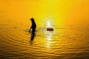 目元の血行促進に効果的なマッサージ方法は？